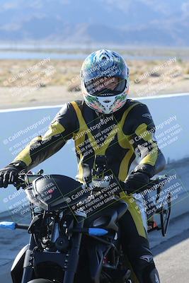 media/Dec-01-2025-Moto Forza (Mon) [[2daa91e15f]]/4-Around the Pits/